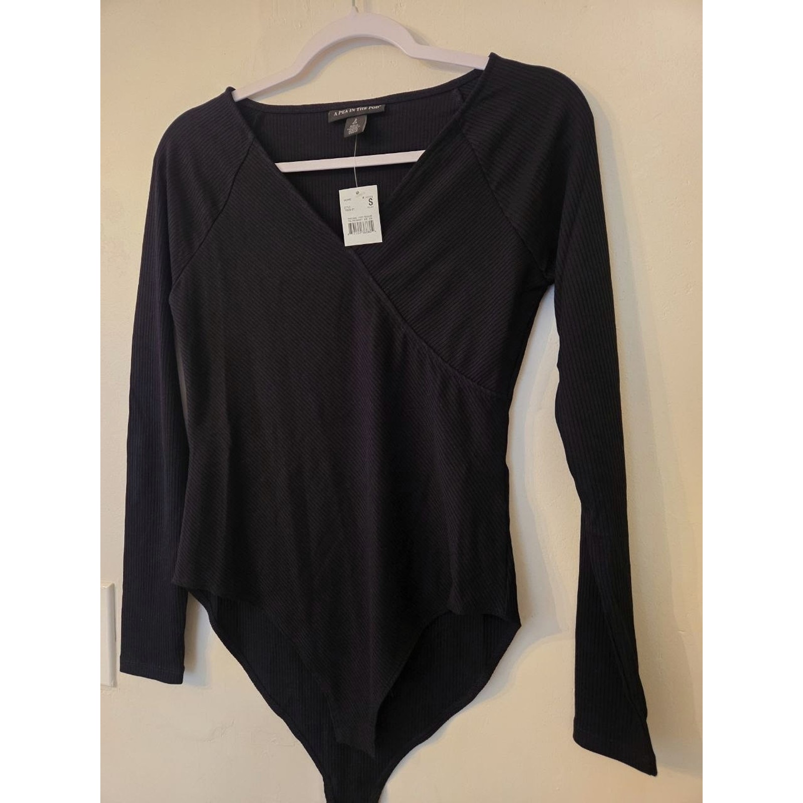 A Pea In The Pod Maternity Long Sleeve Top | Nwt | Size Small S — image 4 of 6